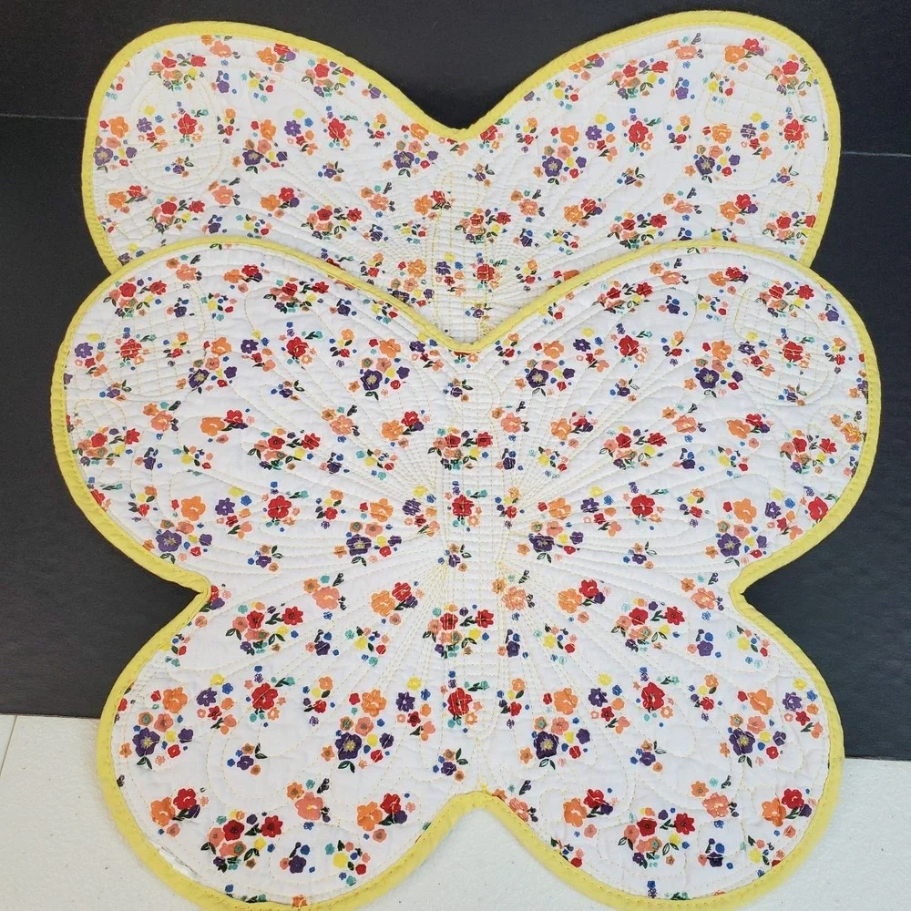 Butterfly Shaped Quilted Place Mat,‎ Plant Rug Set Of 2 Yellow with Mini Flowers